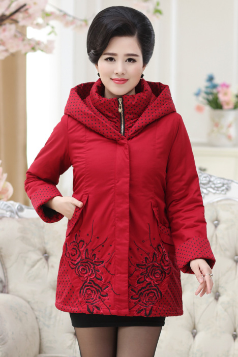 2015冬季中老年女装 保暖棉衣如何穿出时尚感